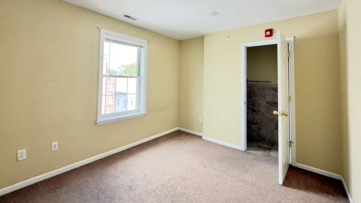2026 N 17th St — Unit D — 3 bedroom student apartment at 2026 N 17th St near Temple