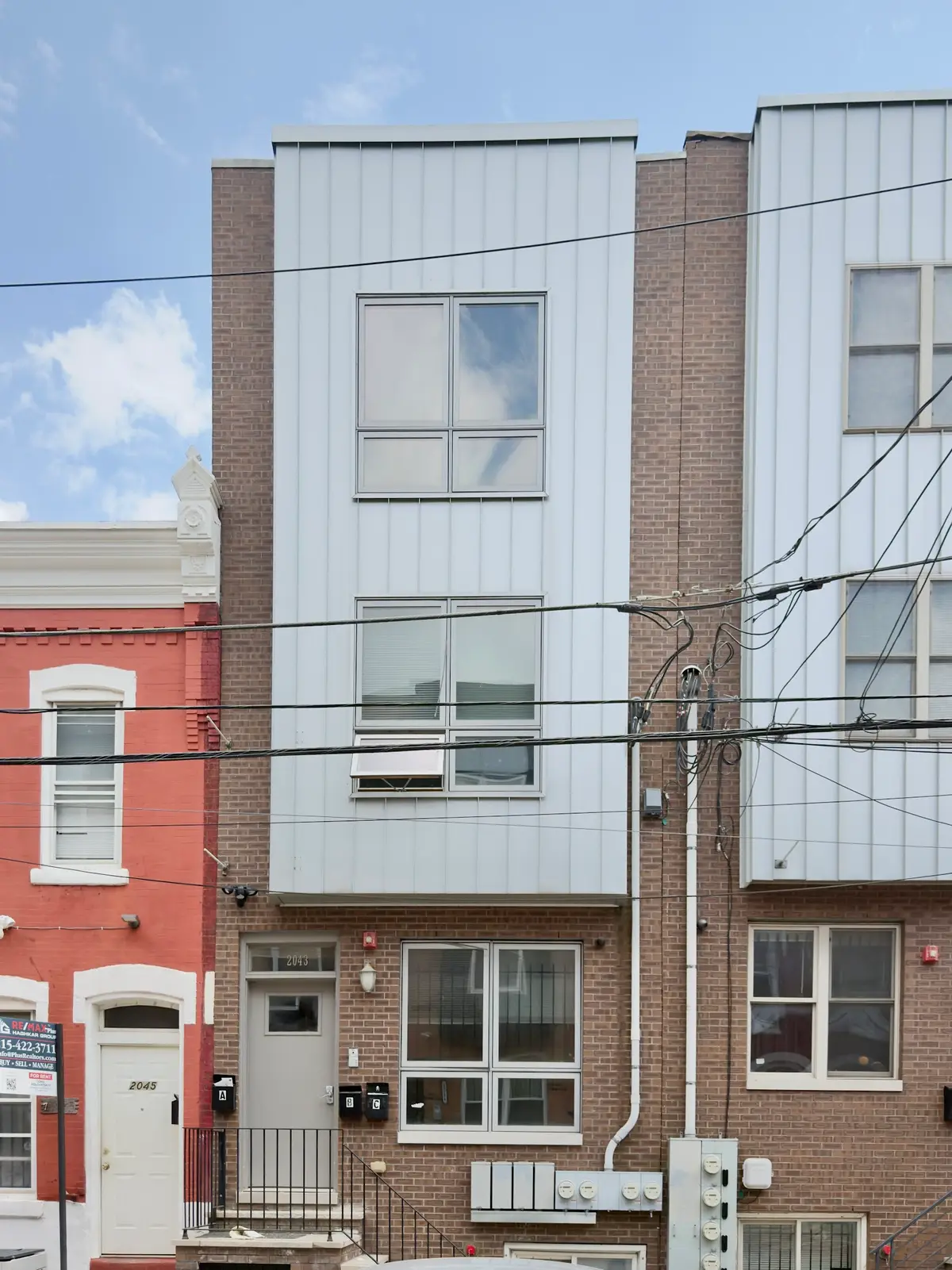 2043 N Carlisle St student apartment near Temple University