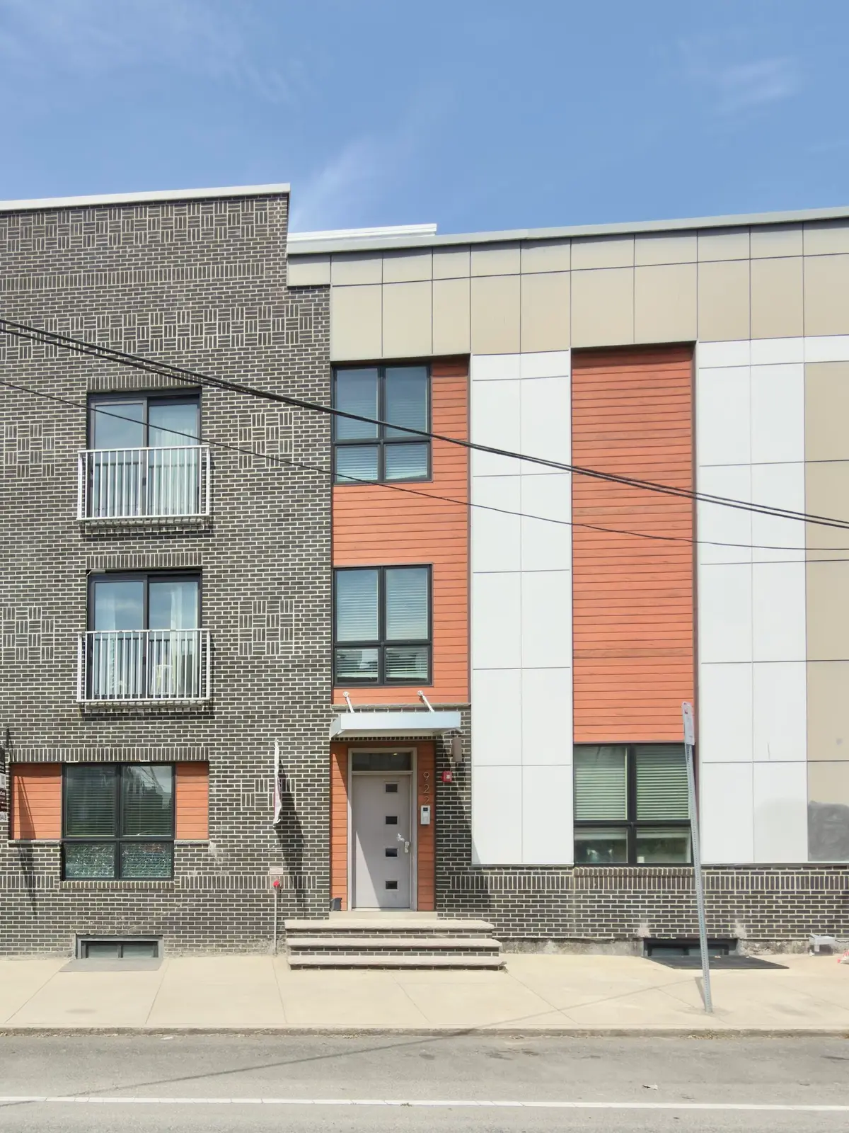 922 N 17th St — Unit C, photo 1 of 12