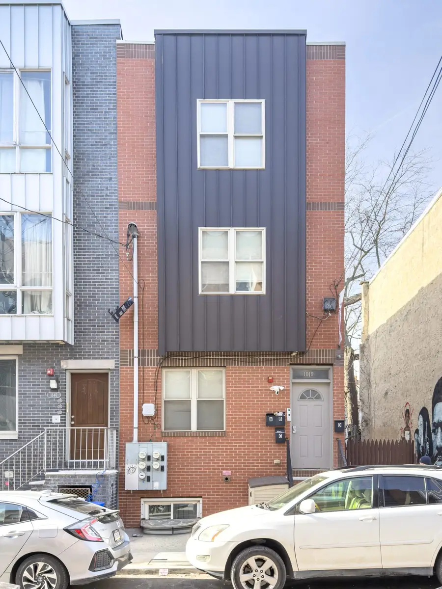 1848 N 17th St — Unit B — 3 bedroom student apartment at 1848 N 17th St near Temple