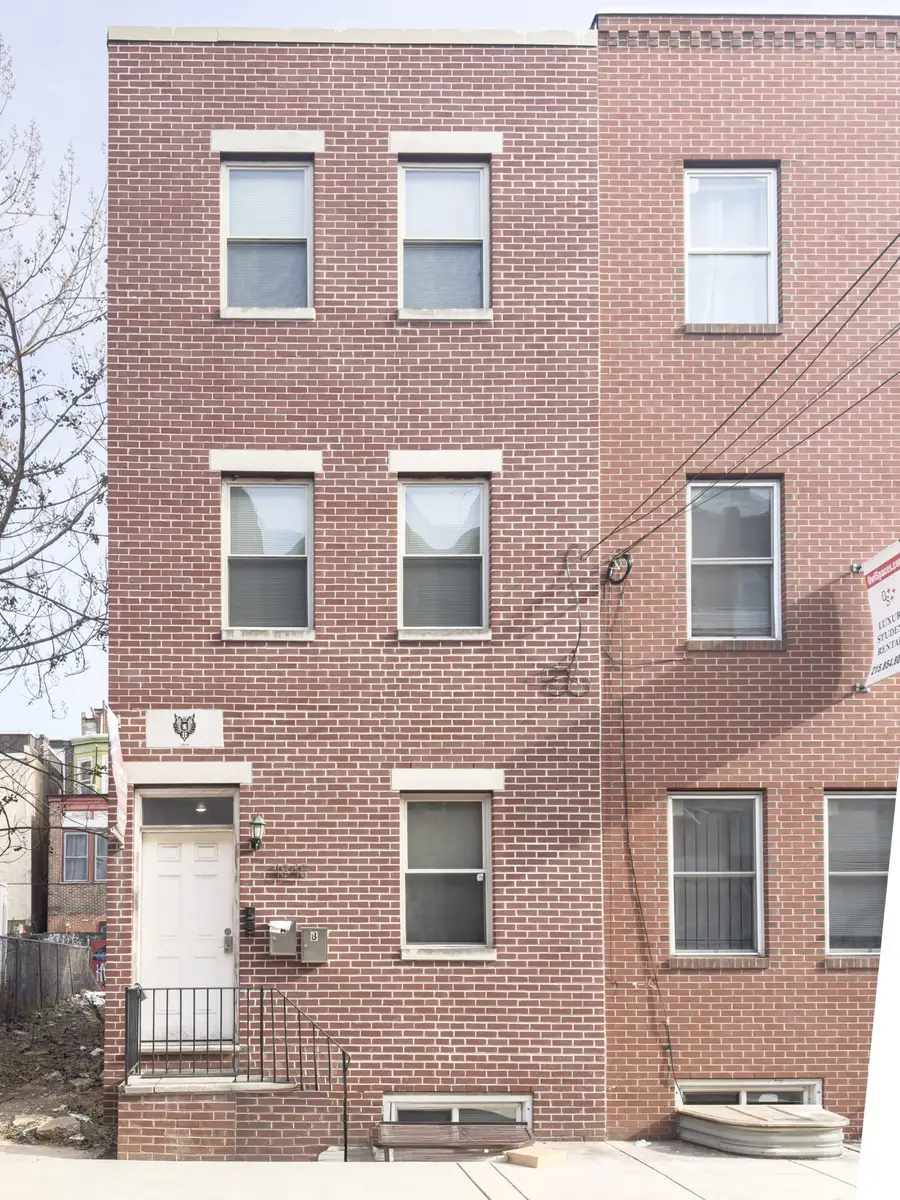 1845 Willington St student apartment near Temple University